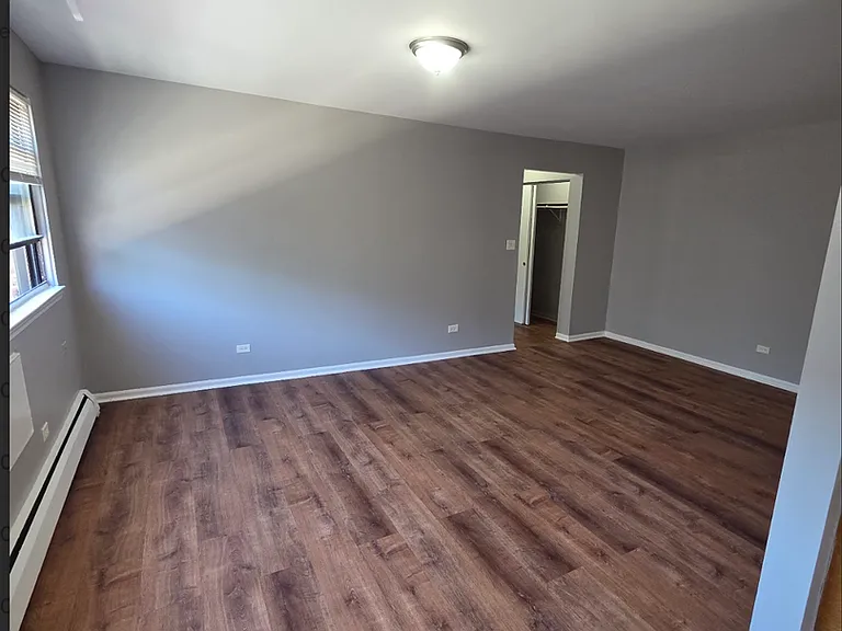 8201-8213 S Maryland Ave — Photo 5