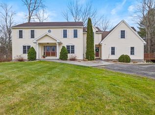 87 Dean Trl, Spencerport, NY 14559