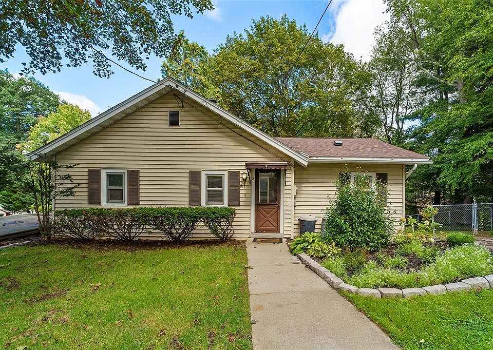 1st image of 21 Delavan Ave