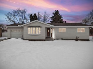 1909 Edgewood Ln, Hastings, MN 55033