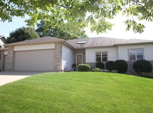 718 Fairway Cir, Jefferson, WI 53549