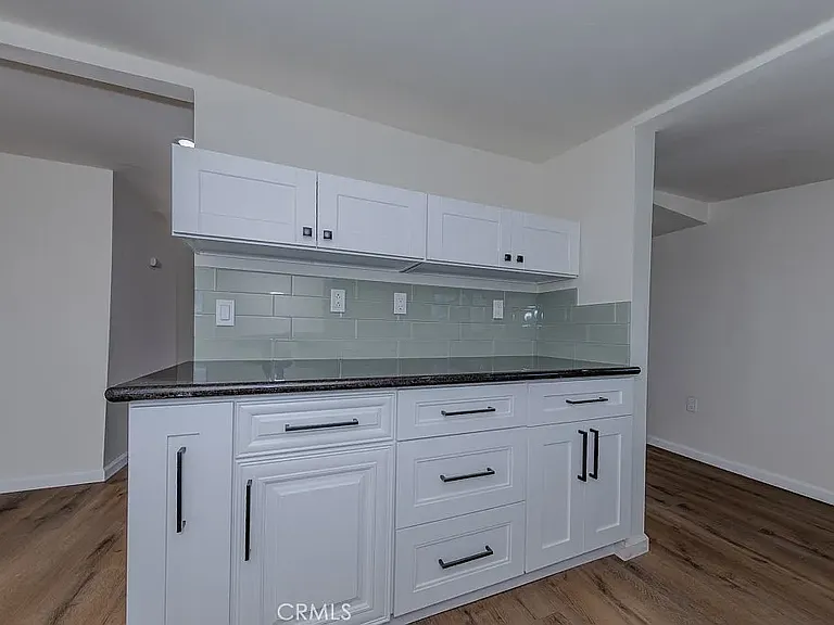 818 E Stearns Ave #1/2 — Photo 12