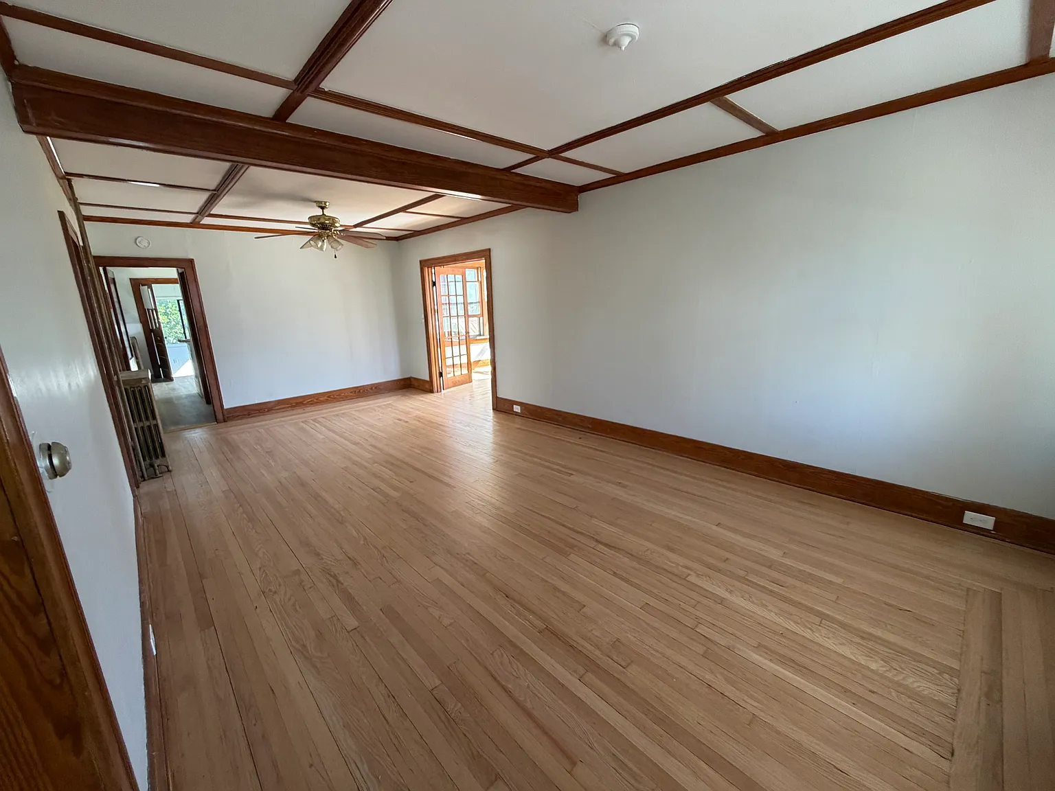 106 Continental Ave — Photo 1