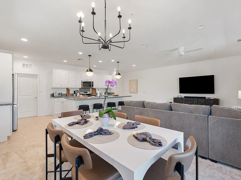 51805 Pinnacle Vista Dr — Photo 31