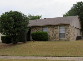 7541 Red Willow Rd, Fort Worth, TX 76133