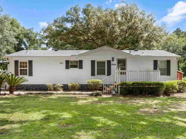 6040 Wild Rose Ln, Pensacola, FL 32526