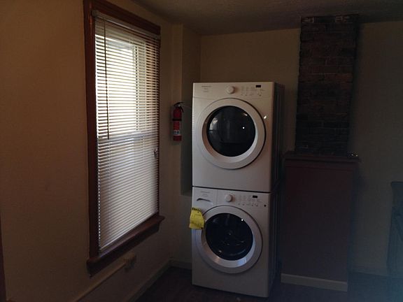 Washer/Dryer In Unit