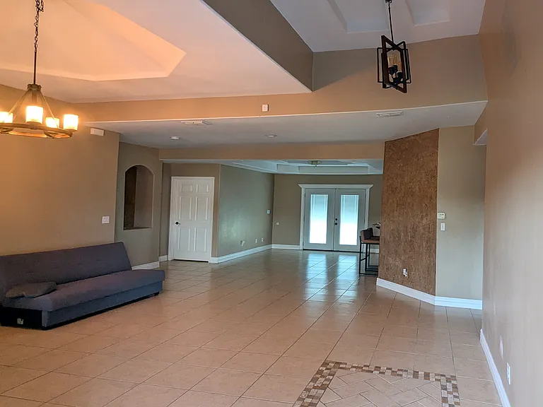 10520 Wolf Creek Ave — Photo 4