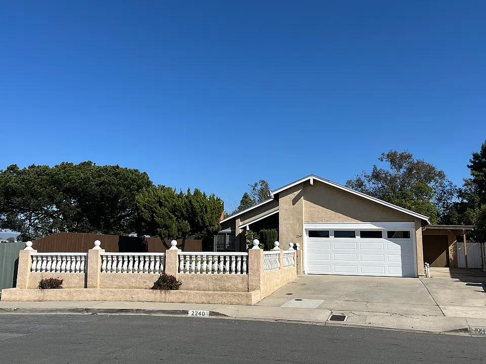 2240 Fowler Dr