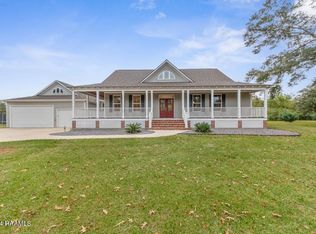 12601 Rue De Bayou Rd, Abbeville, LA 70510