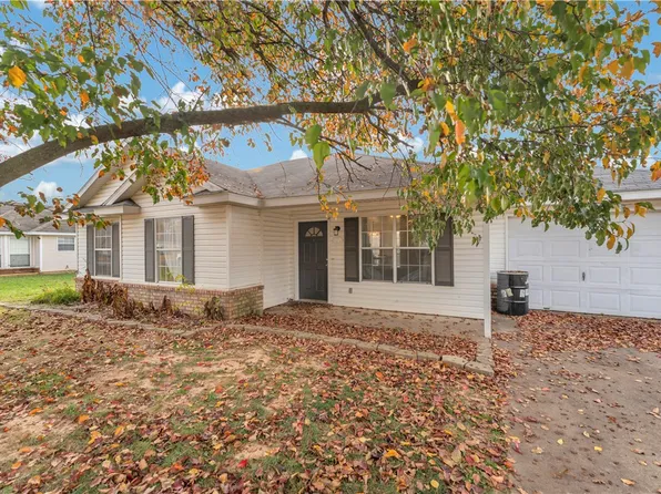 108 S Brandon St, Lowell, AR 72745