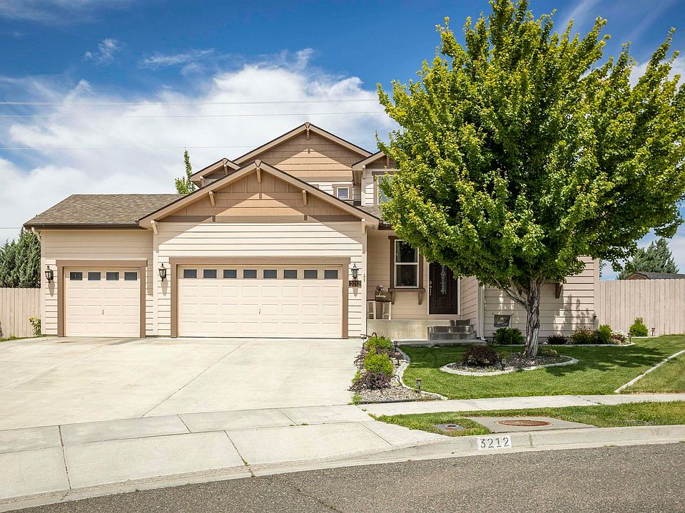 1st image of 3212 S Volland Ct