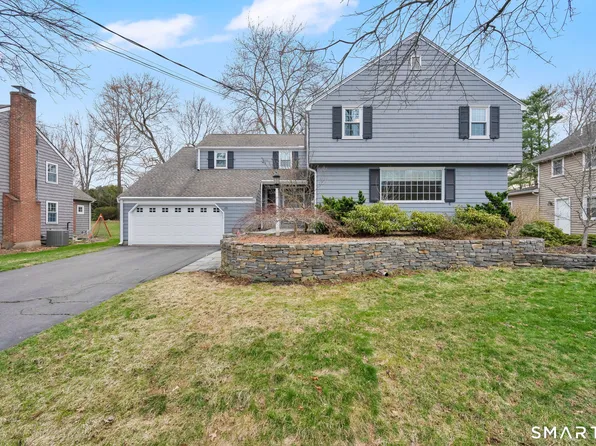 26 Winterset Lane, West Hartford, CT 06117