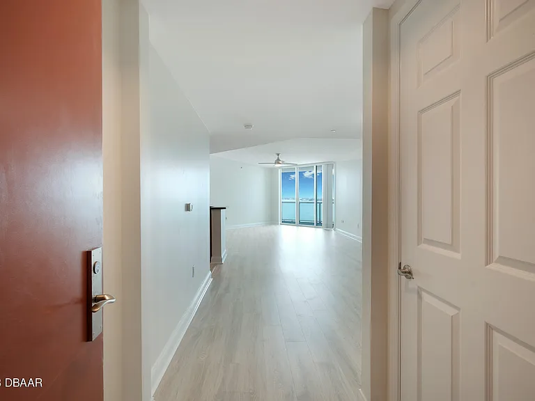 241 Riverside Dr #1006 — Photo 4