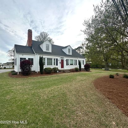321 W Queen Street, Edenton, NC 27932