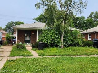 17811 Hoover St, Detroit, MI 48205