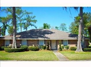 13 Oakland Dr, Destrehan, LA 70047