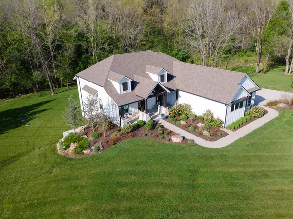 1570 W Woodie Proctor Rd, Columbia, MO 65203