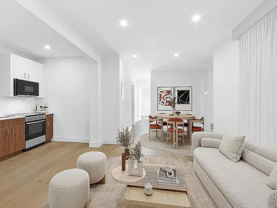 27 Saint Marks Pl #2CD