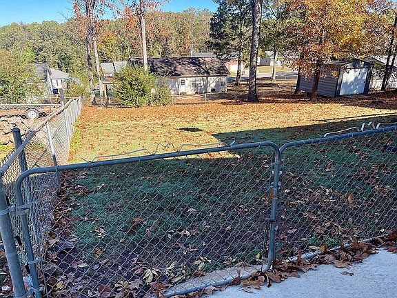 3rd image of 649 Graywood Ave
