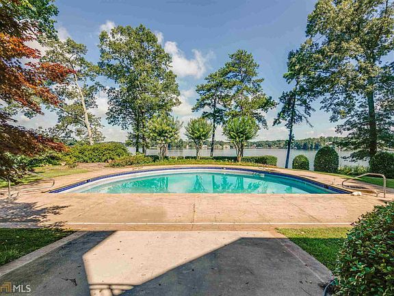 4th image of 3432 S Bay Dr