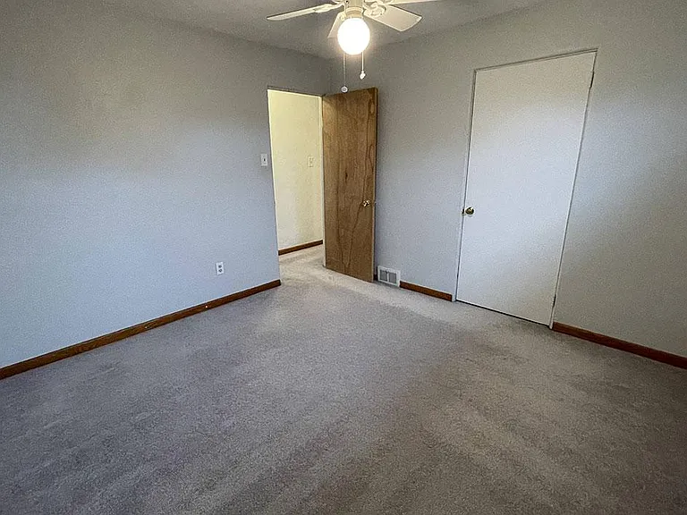 R2617 Bedford St #5 — Photo 9