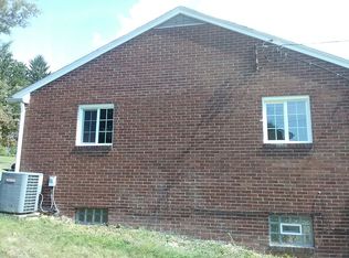 2131 Ridgevue Ave, Aliquippa, PA 15001