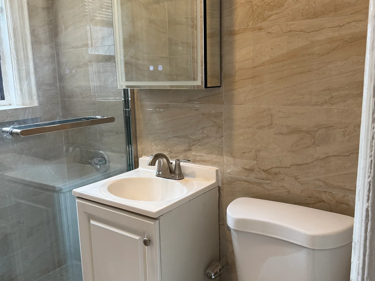 1 bed, $2,200 — Photo 2