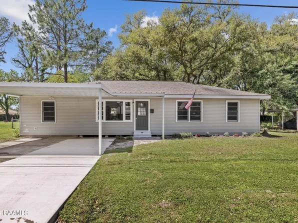 111 N Ave N, Crowley, LA 70526