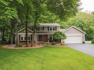 62 Chateau Ln, Rochester, NY 14626