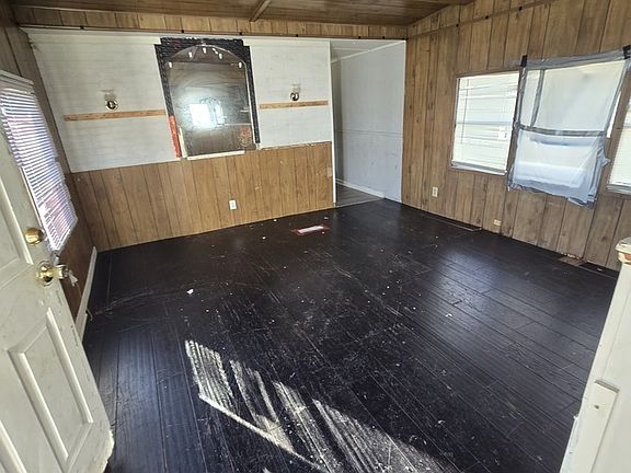 3rd image of 108 Island Lake Dr #108