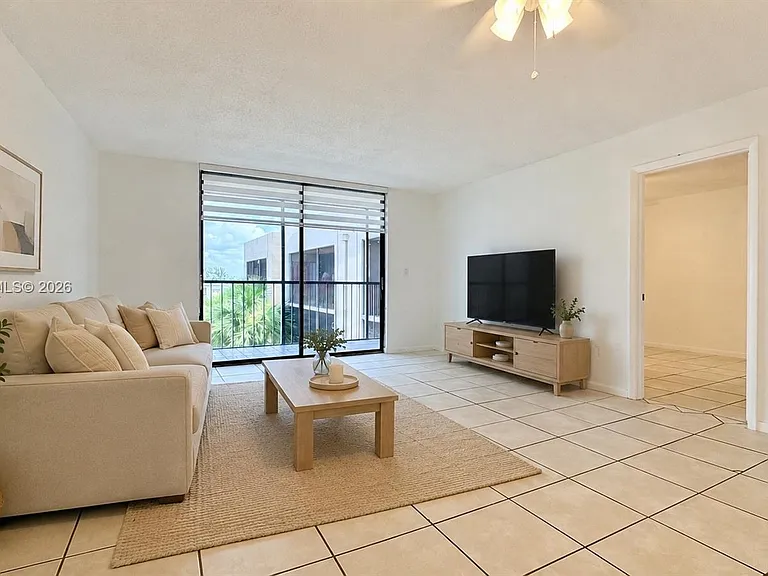 8615 NW 8th St #421 — Photo 11
