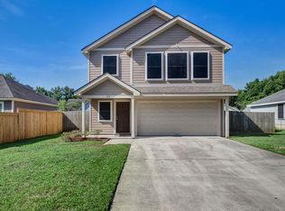 1113 Scott St, Savannah, GA 31405