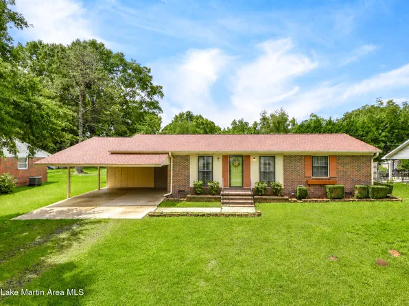 1754 Holman St, Alexander City, AL 35010
