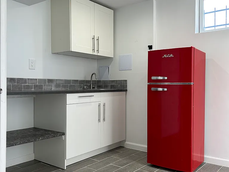 6509 Rolling Ridge Dr #1 — Photo 3