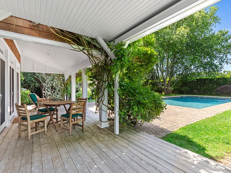 340 Hedges Ln — Photo 26