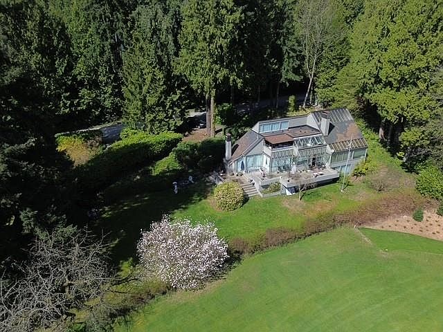 460 Southborough Dr