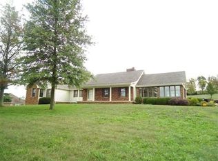 1212 Shakertown Rd, Danville, KY 40422