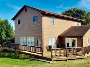 95 Greenway Dr, Christiansburg, VA 24073