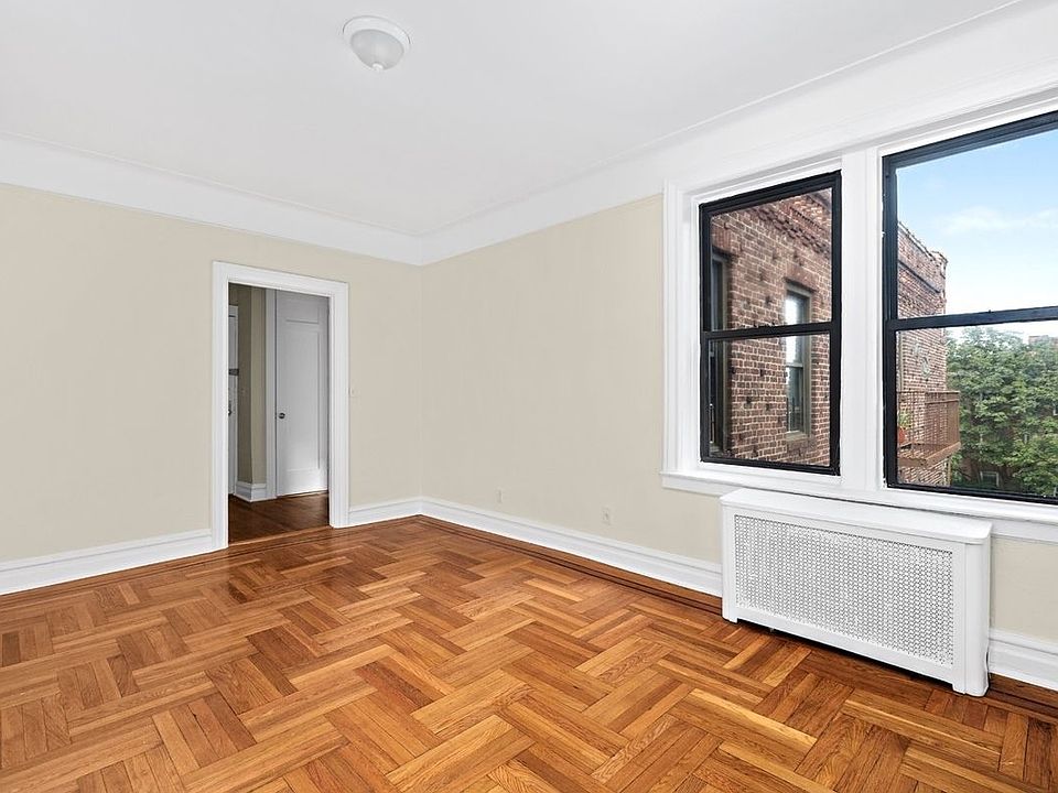 1st image of 8346 118th St APT 6G