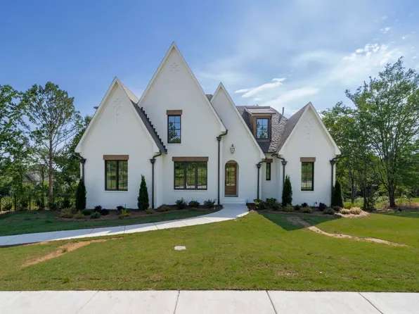 6558 Deerfoot Crossing Rd, Trussville, AL 35173