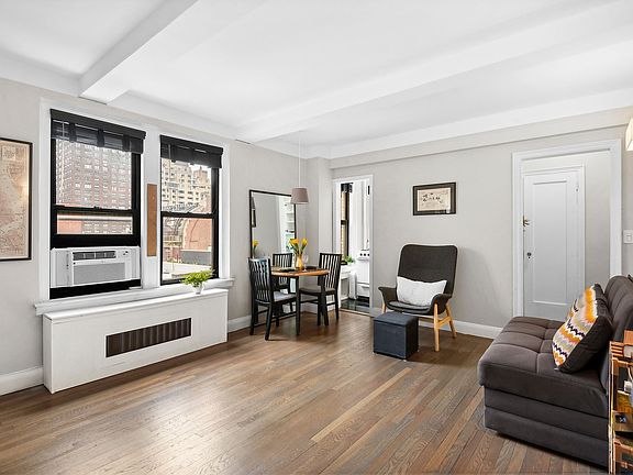 4th image of 321 E 54th St APT 8D