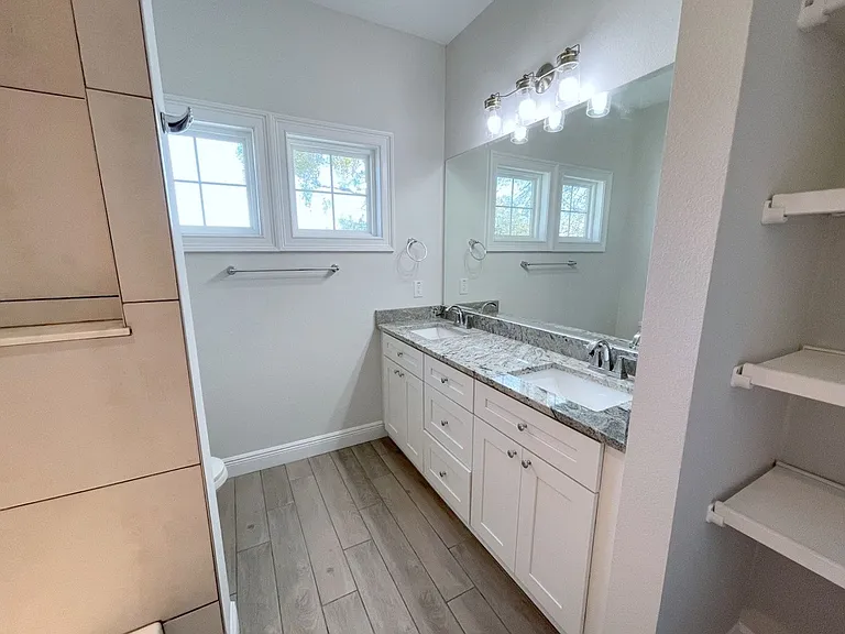 2502 W Fig St #2 — Photo 14