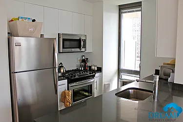 Rented by Dream Property Group LLC