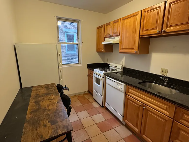 15 Scottfield Rd #8 — Photo 4