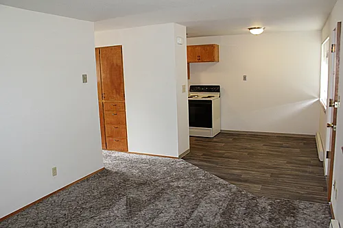 Chambers Court Apartments — Photo 2