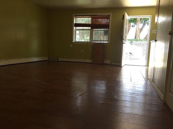 5th image of 2940 Gunther Ave