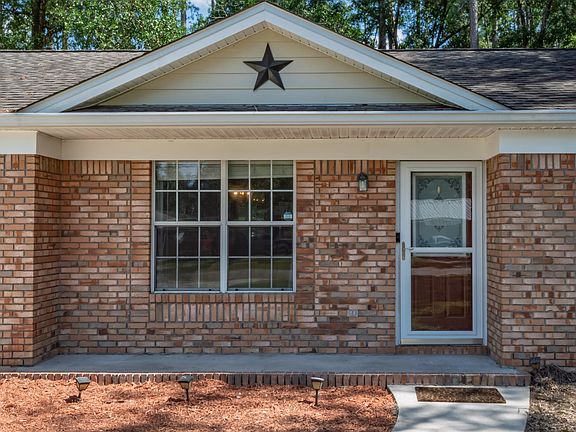 3rd image of 184 Marie Cir