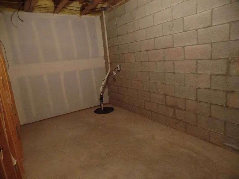9174 Walker Park Dr — Photo 19