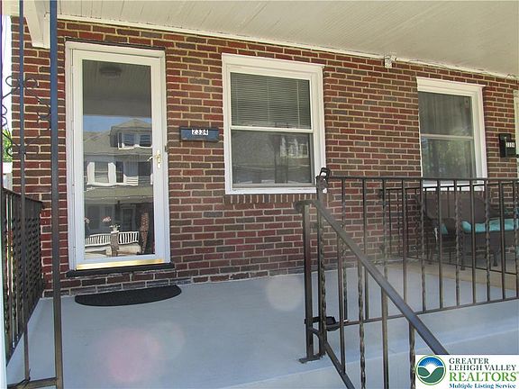 3rd image of 2334 Forest St